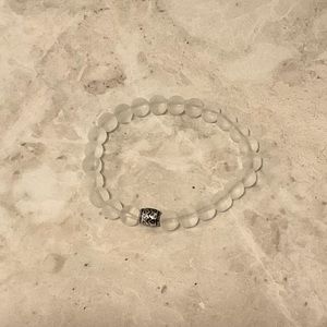 Clear beaded bracelet